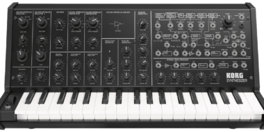 La imagen muestra un sintetizador monofonico Korg Ms20-Mono-synth